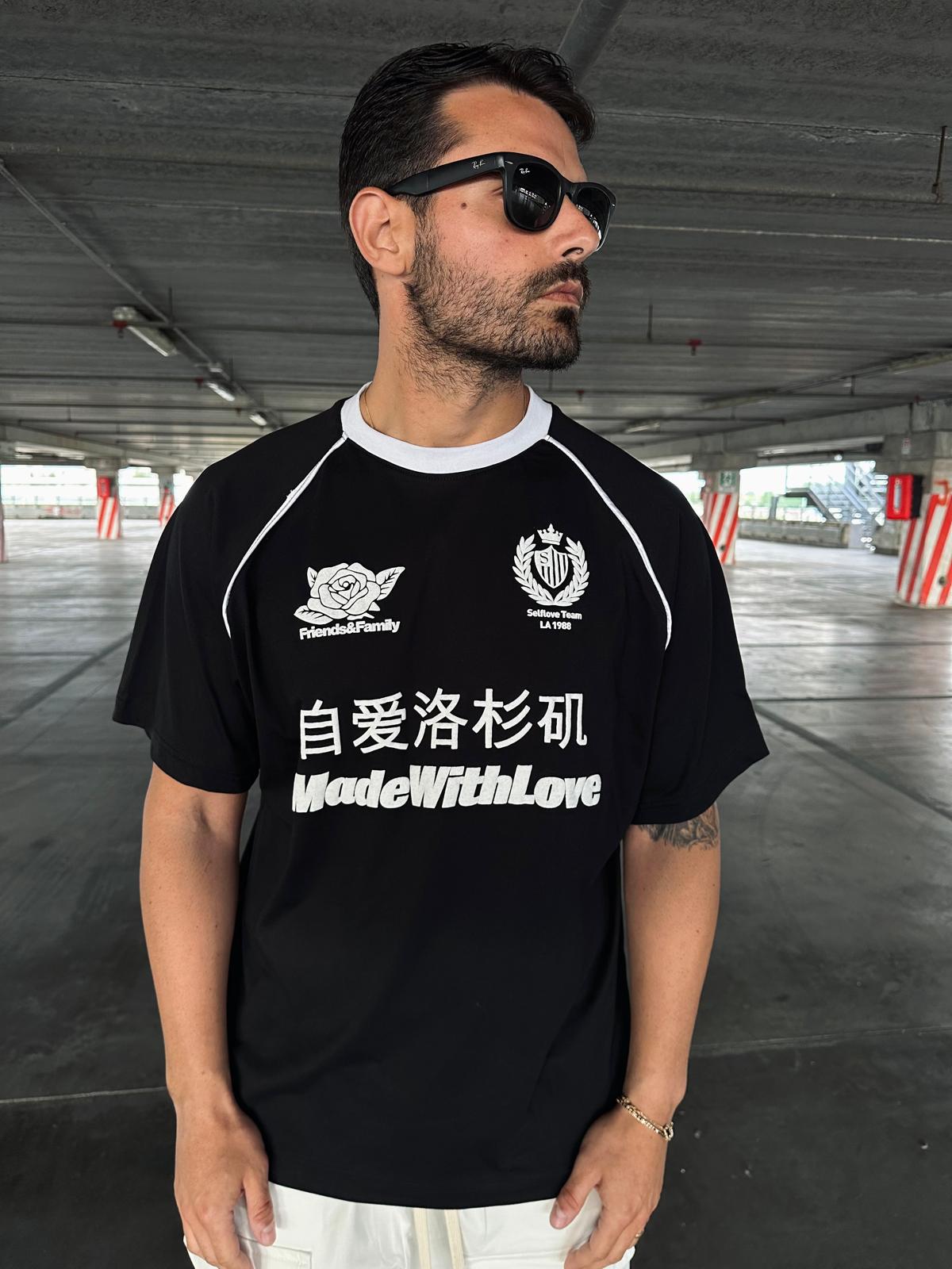 T-SHIRT MANICA RAGLAN CON PROFILO